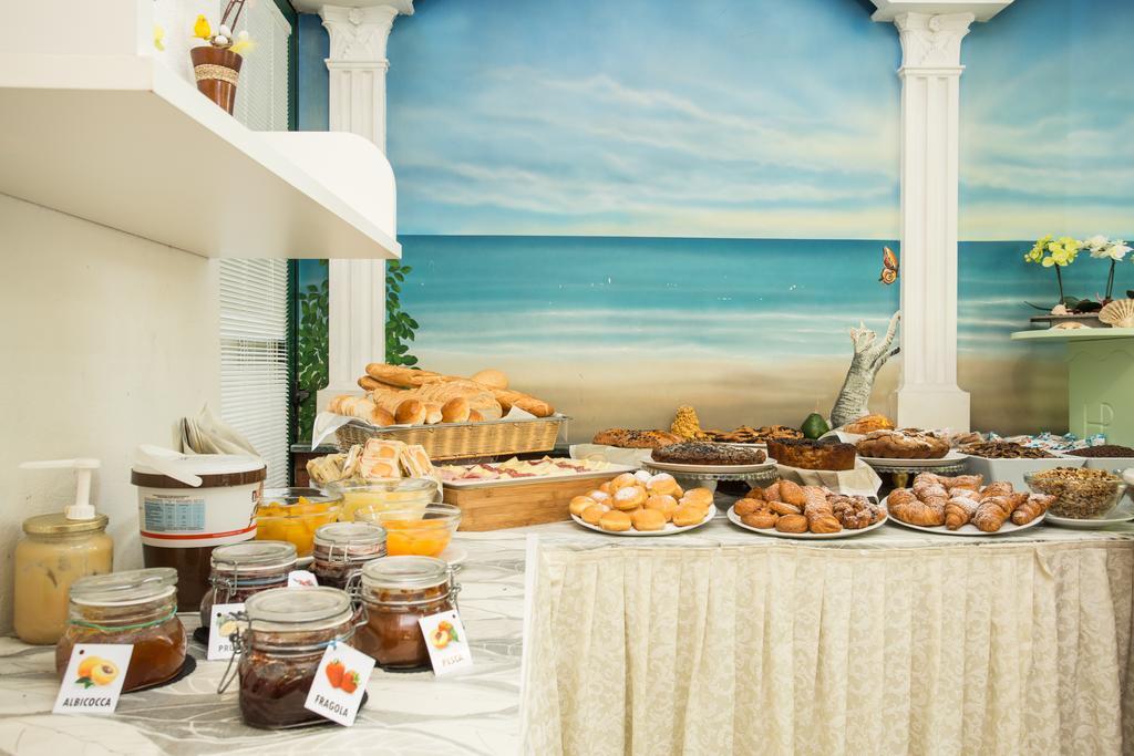 Albergo Ristorante Pozzi Bellaria-Igea Marina Exterior foto